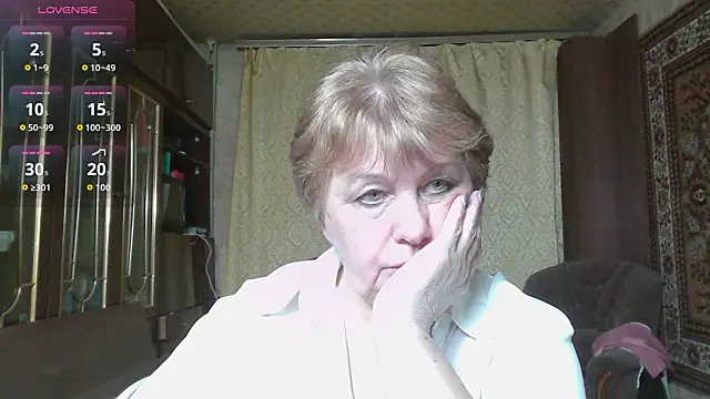 Snapshot of Casey_peach chatting on March 16, 2026, 5:50 pm Casey peach online show from March 16, 2026, 5:50 pm