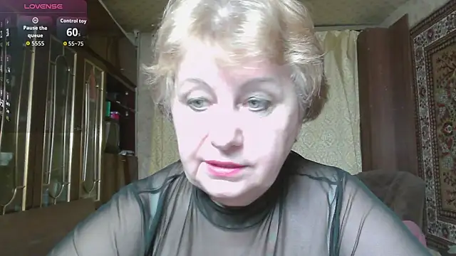Snapshot of Casey_peach chatting on April 1, 2026, 4:48 pm Casey peach online show from April 1, 2026, 4:48 pm