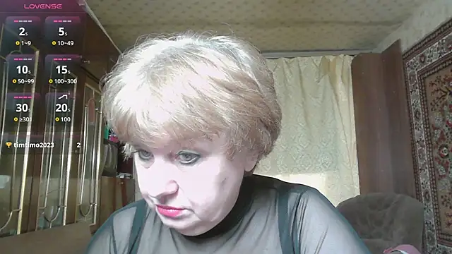 Snapshot of Casey_peach chatting on April 2, 2026, 4:54 am Casey peach online show from April 2, 2026, 4:54 am