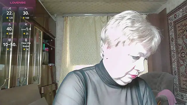 Snapshot of Casey_peach chatting on April 4, 2026, 3:38 am Casey peach online show from April 4, 2026, 3:38 am