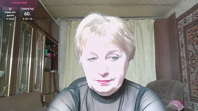 Snapshot of Casey_peach chatting on April 4, 2026, 4:26 pm Casey peach online show from April 4, 2026, 4:26 pm