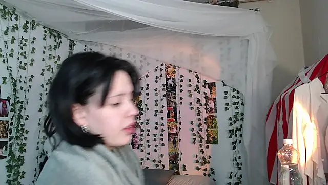 Snapshot of DeerMiracle chatting on January 11, 2026, 3:11 am DeerMiracle online show from January 11, 2026, 3:11 am