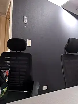 Snapshot of Venuz_Rivers_ chatting on December 17, 2025, 1:17 pm Venuz Rivers online show from December 17, 2025, 1:17 pm