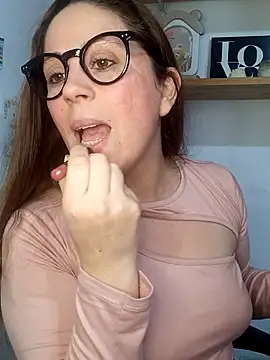 SofiEsteves online show from May 23, 2026, 3:27 pm