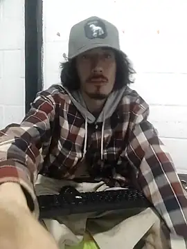 sk8-boy online show from April 11, 2026, 10:03 pm