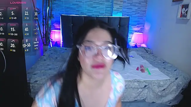 Valeri hot22 online show from March 24, 2026, 8:36 pm