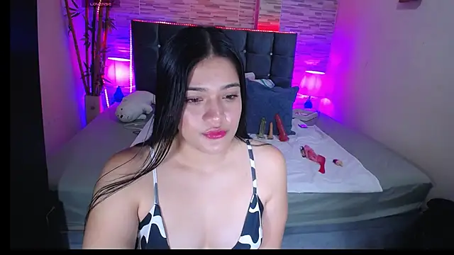 Valeri hot22 online show from April 15, 2026, 9:04 pm