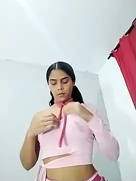 Emily hot26 online show from December 18, 2025, 9:43 pm