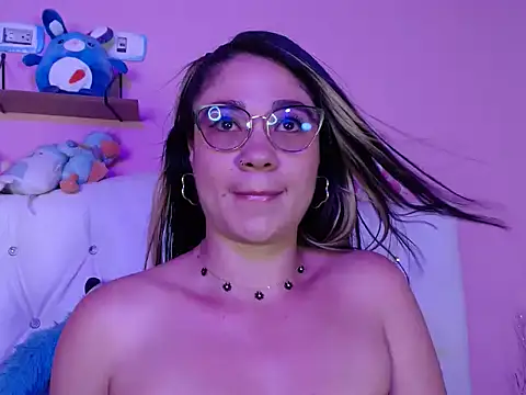 ARIABLAZE 18 online show from December 18, 2025, 9:10 pm