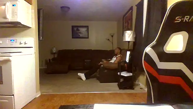 Snapshot of KingDes55 chatting on April 22, 2026, 1:30 am KingDes55 online show from April 22, 2026, 1:30 am