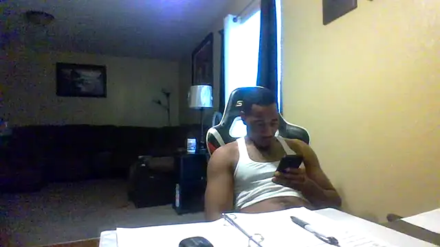 Snapshot of KingDes55 chatting on May 6, 2026, 2:00 pm KingDes55 online show from May 6, 2026, 2:00 pm