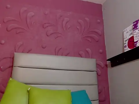 camy cherry online show from December 18, 2025, 1:44 am