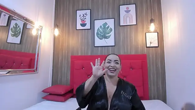 meggancurvy online show from March 19, 2026, 7:18 pm