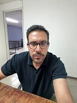 AdrianGarcia89 online show from April 11, 2026, 3:22 am