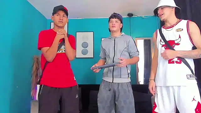 Oficial KingOfHeavens online show from January 7, 2026, 8:00 pm