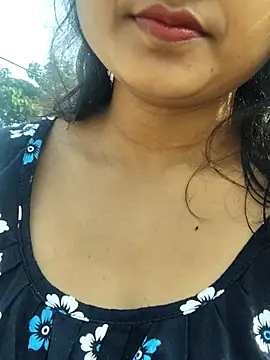 Snapshot of sweety-sexy2 chatting on December 19, 2025, 3:02 am sweety-sexy2 online show from December 19, 2025, 3:02 am