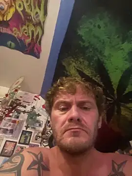 Snapshot of southernhelle chatting on December 19, 2025, 1:23 am southernhelle online show from December 19, 2025, 1:23 am