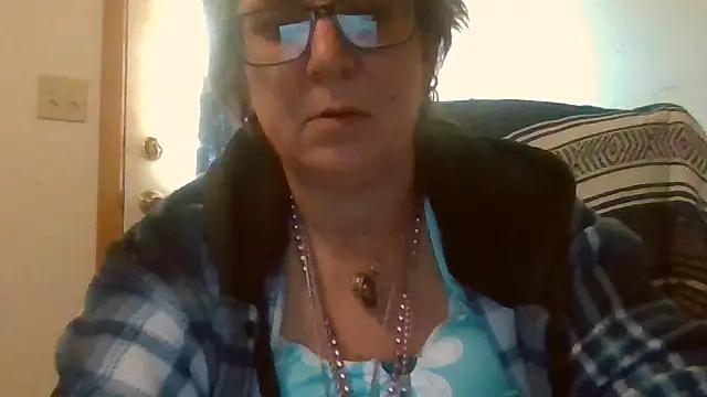 becky1111 online show from May 9, 2026, 12:38 am