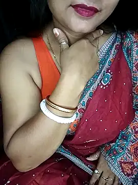 Snapshot of MAHI066 chatting on May 6, 2026, 2:44 pm MAHI066 online show from May 6, 2026, 2:44 pm