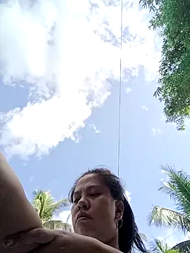 Snapshot of annawet chatting on May 11, 2026, 7:14 am annawet online show from May 11, 2026, 7:14 am