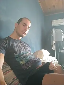 maximuss789 online show from April 9, 2026, 12:43 pm