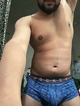 Snapshot of Casonovaz chatting on February 13, 2026, 8:16 pm Casonovaz online show from February 13, 2026, 8:16 pm