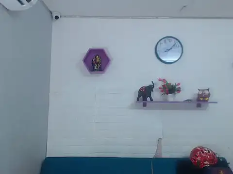 Boy tatto77 online show from January 5, 2026, 6:00 pm