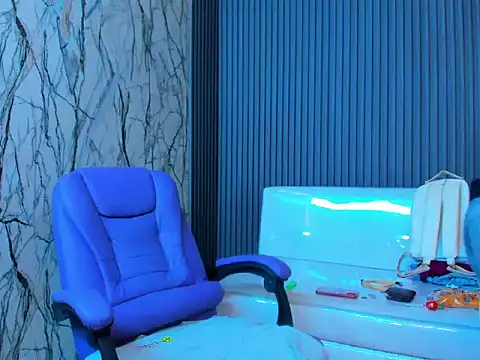 Boy tatto77 online show from April 21, 2026, 1:28 pm