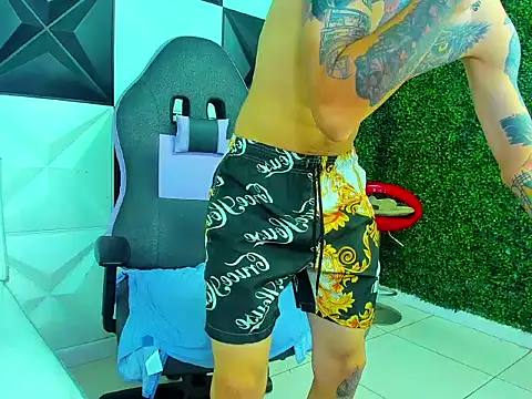 Snapshot of Boy_tatto77 chatting on June 9, 2026, 12:17 pm Boy tatto77 online show from June 9, 2026, 12:17 pm