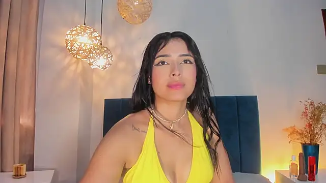 GahiaBelucci online show from April 11, 2026, 6:23 pm