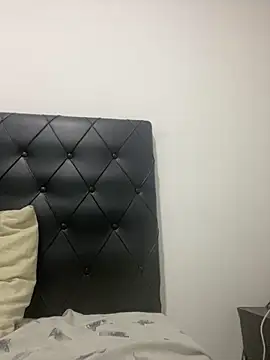 Nini  online show from March 10, 2026, 8:58 pm