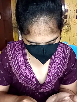 maduri   online show from February 22, 2026, 3:07 am