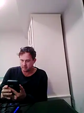 nobored online show from January 13, 2026, 2:00 pm