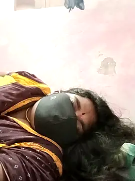 Snapshot of sirisha__9 chatting on February 8, 2026, 6:11 pm sirisha 9 online show from February 8, 2026, 6:11 pm