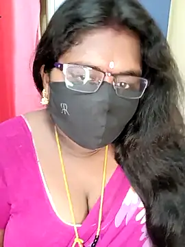 Snapshot of sirisha__9 chatting on April 25, 2026, 1:14 pm sirisha 9 online show from April 25, 2026, 1:14 pm
