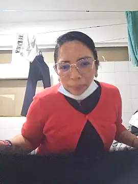 BoniFox  online show from December 18, 2025, 2:12 pm