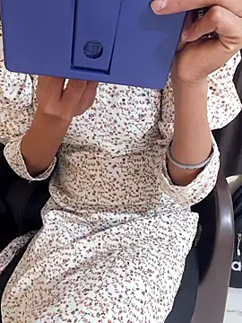 Anjali680 online show from February 13, 2026, 3:57 am