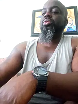 Snapshot of ceedevon13 chatting on May 11, 2026, 4:04 pm ceedevon13 online show from May 11, 2026, 4:04 pm