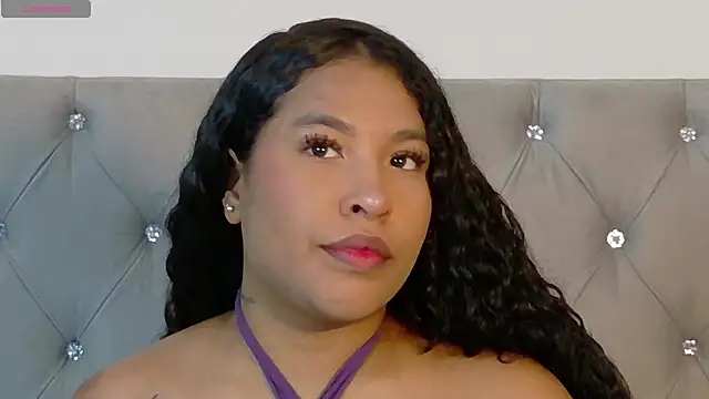 izzybelmonth12 online show from July 24, 2026, 9:13 pm