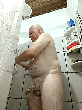 luis8558 online show from January 11, 2026, 11:04 am