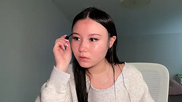 Snapshot of luvvivii chatting on July 21, 2026, 3:14 pm luvvivii online show from July 21, 2026, 3:14 pm