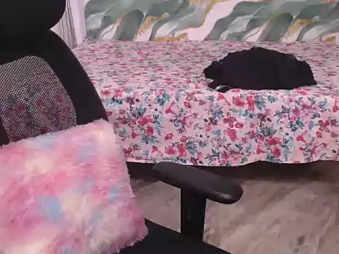 bold-smirthii online show from February 18, 2026, 5:25 am