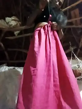 Cuty priti online show from April 18, 2026, 5:06 pm