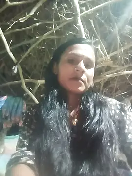 Cuty priti online show from April 27, 2026, 4:49 pm