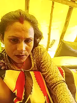 Snapshot of Cuty_priti chatting on July 15, 2026, 7:57 am Cuty priti online show from July 15, 2026, 7:57 am