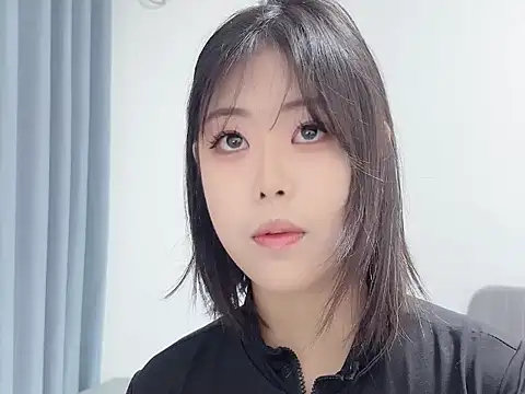 Snapshot of smalldaisy chatting on December 22, 2025, 1:57 am smalldaisy online show from December 22, 2025, 1:57 am