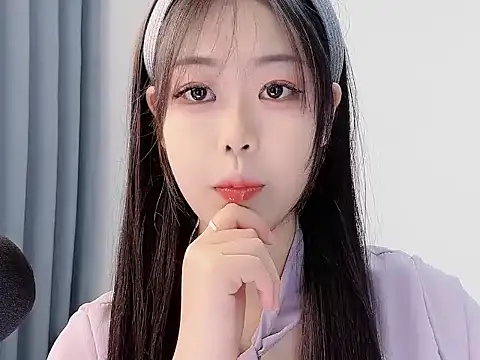 Snapshot of smalldaisy chatting on January 7, 2026, 1:52 am smalldaisy online show from January 7, 2026, 1:52 am