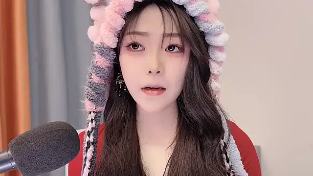 Snapshot of smalldaisy chatting on February 10, 2026, 2:04 am smalldaisy online show from February 10, 2026, 2:04 am