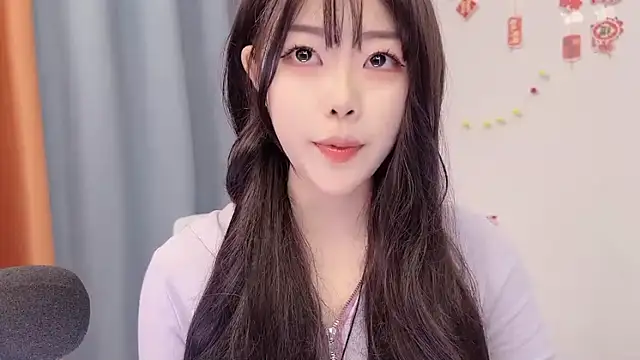 Snapshot of smalldaisy chatting on February 15, 2026, 11:41 am smalldaisy online show from February 15, 2026, 11:41 am