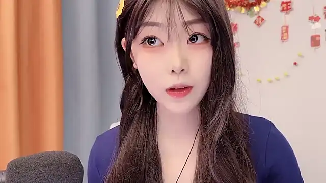 Snapshot of smalldaisy chatting on February 22, 2026, 2:02 am smalldaisy online show from February 22, 2026, 2:02 am